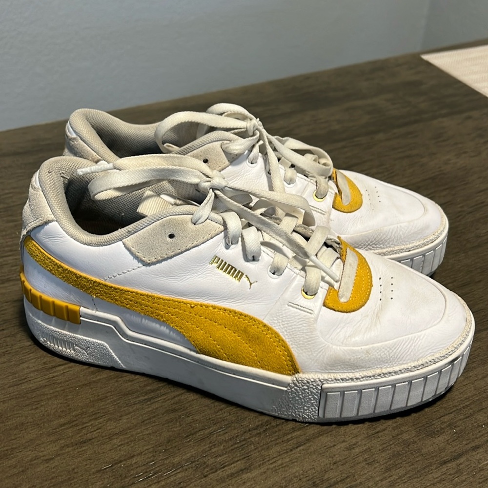 🖤 CLOSET CLEAR OUT 🖤 Y2K Vintage Platform Puma Sneakers